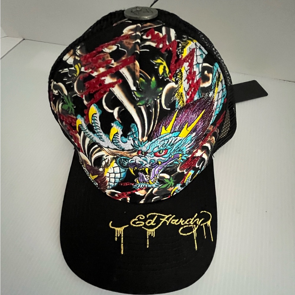 ED HARDY Embellished w/colorful embroidery/print hat
